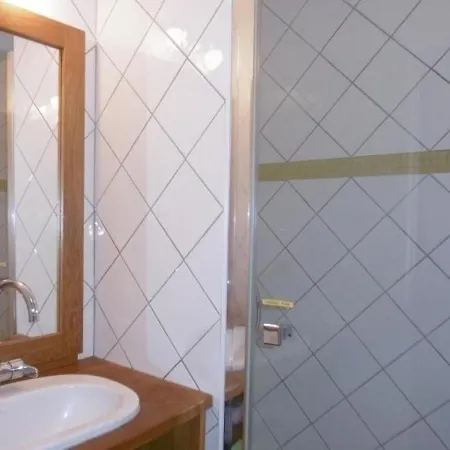 - 5 Pers, 47 M2, 2/1 Διαμέρισμα Σετ